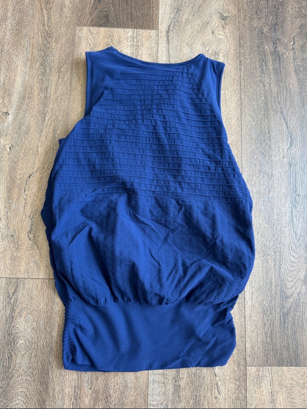 Athleta Derek Lam IOC Navy Textured Performance Tank Women’s size XL - Picture 4 of 5